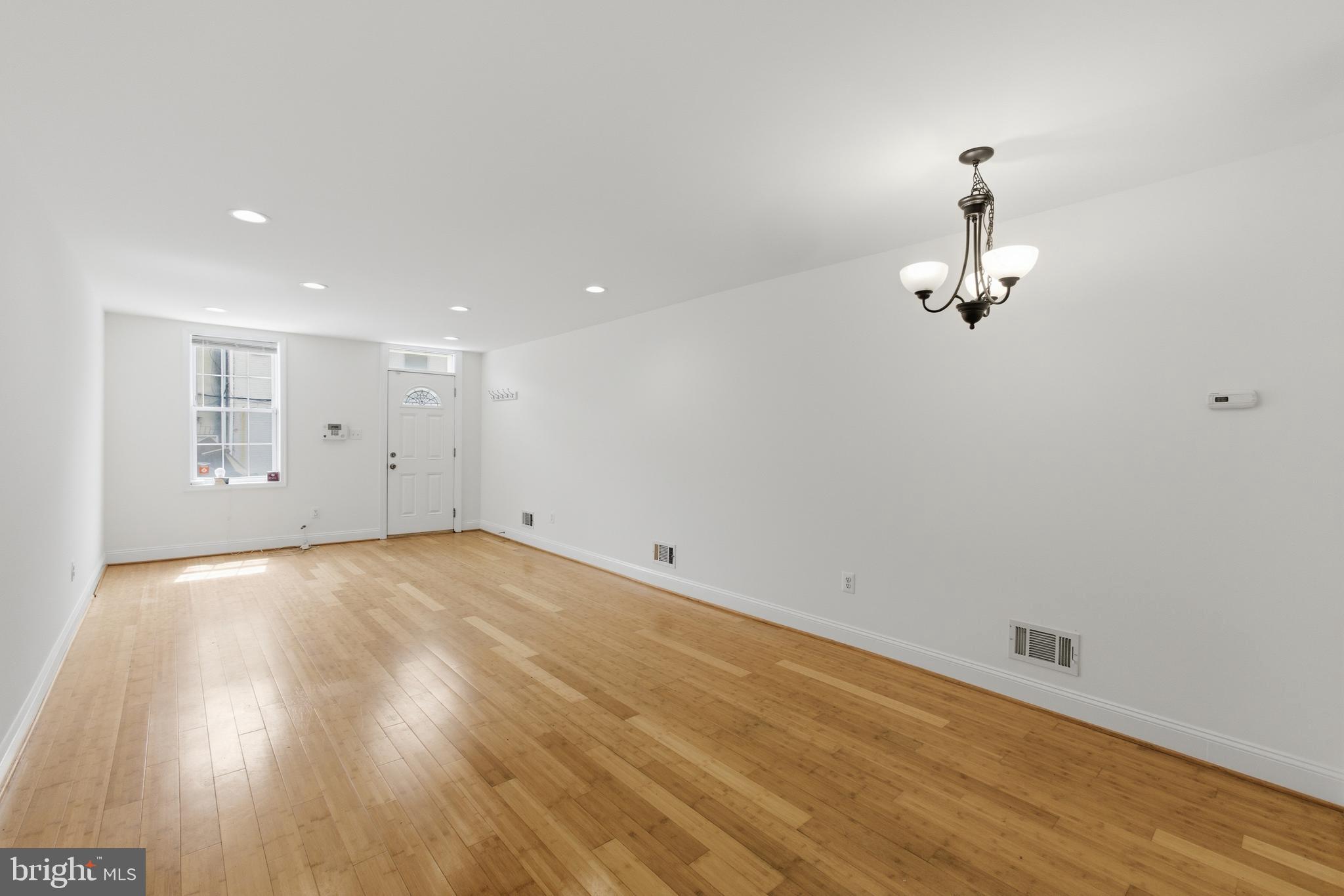 2222 Cambridge Street Baltimore, MD 21231 - Photo 8 of 31