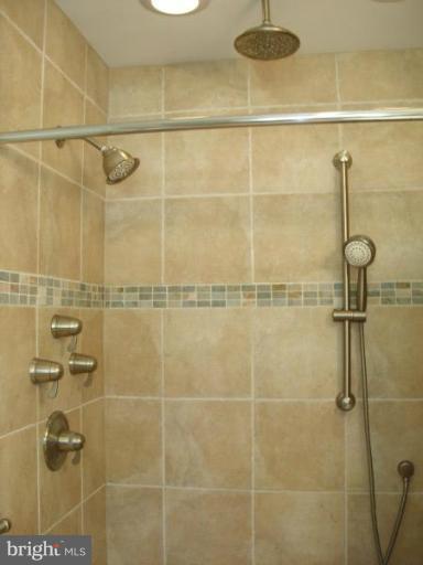 4520 Braddock Road Alexandria, VA 22312 - Photo 6 of 30 Step into luxury!