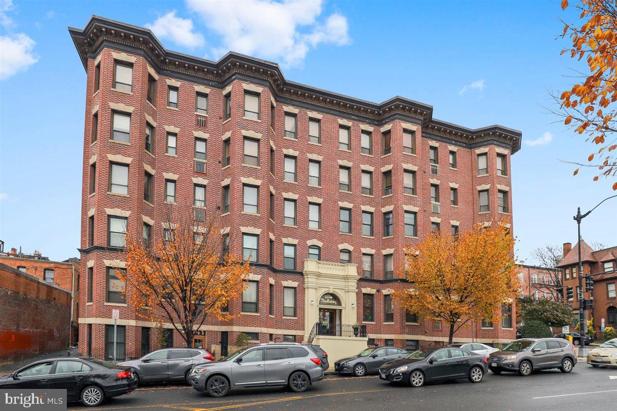 2038 18th Street Northwest, Unit 101 Washington, DC 20009 - Photo 1 of 60