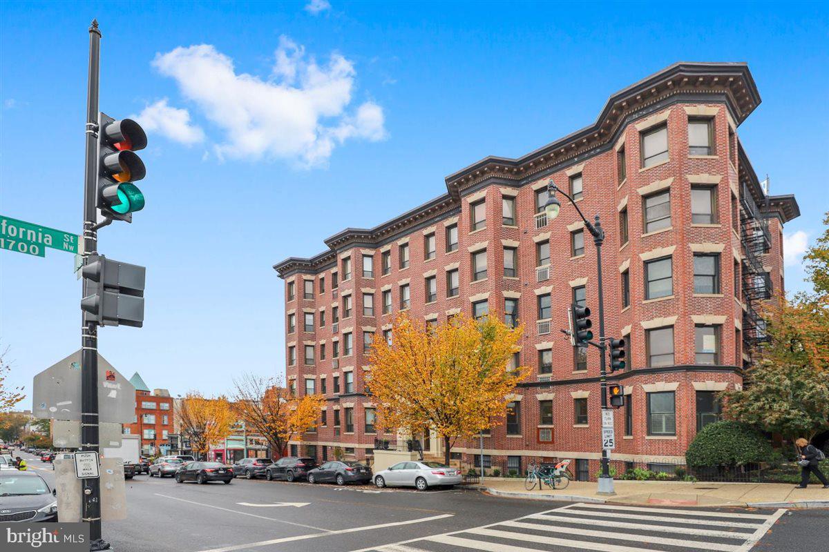 2038 18th Street Northwest, Unit 101 Washington, DC 20009 - Photo 2 of 60