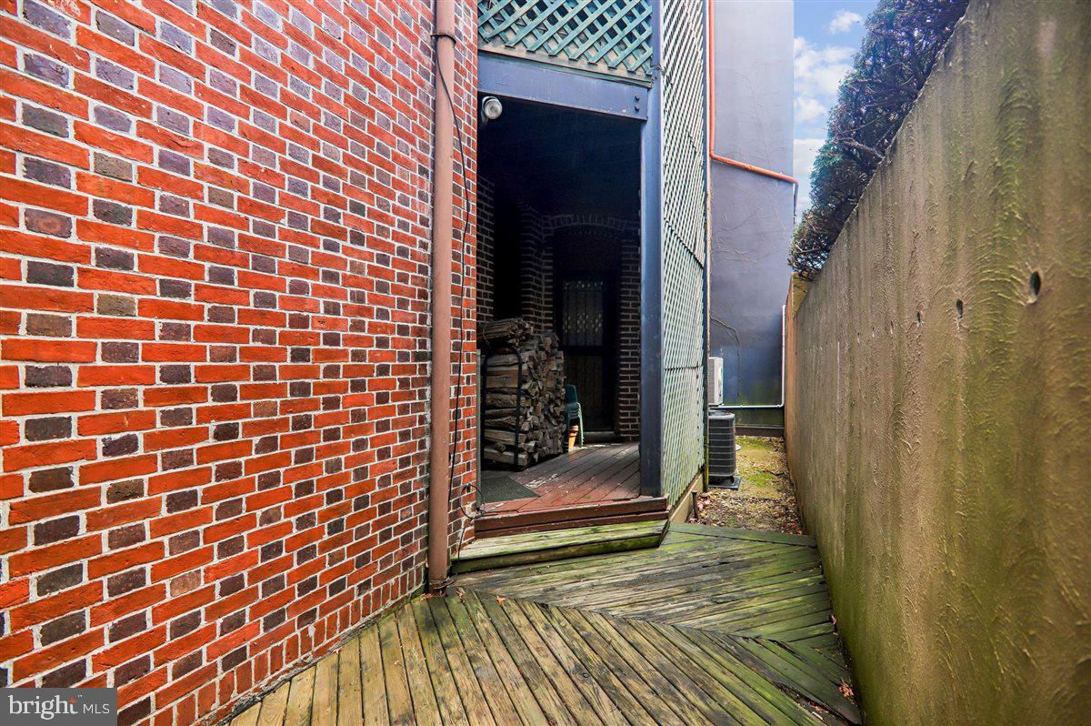 2038 18th Street Northwest, Unit 101 Washington, DC 20009 - Photo 51 of 60