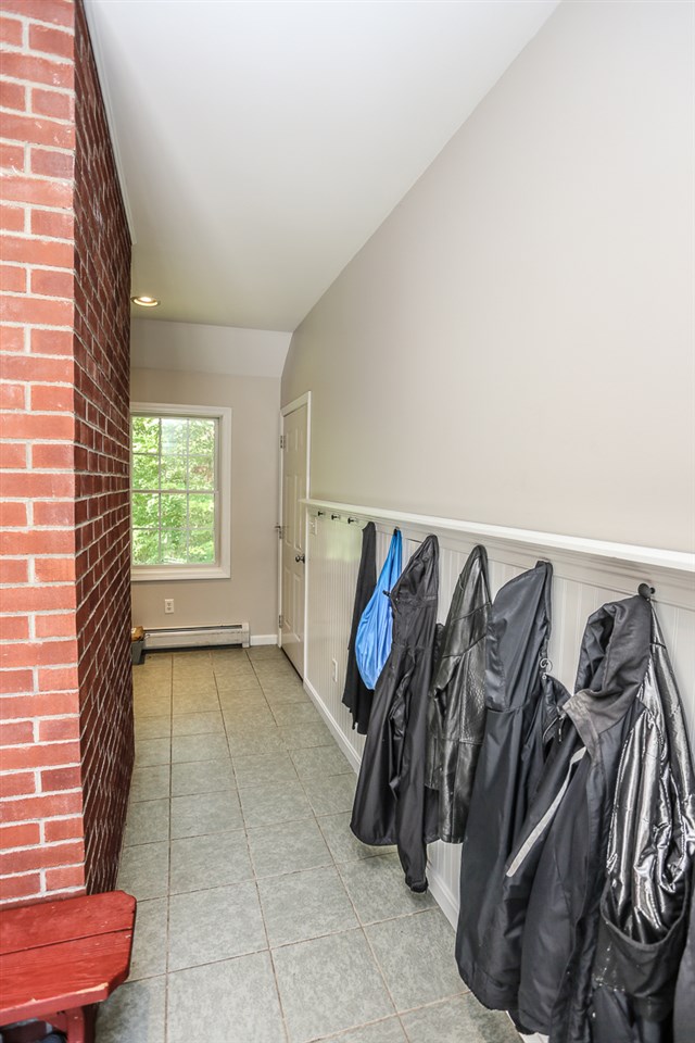 129 Old Bennington Road Peterborough, NH 03458 - Photo 28 of 31