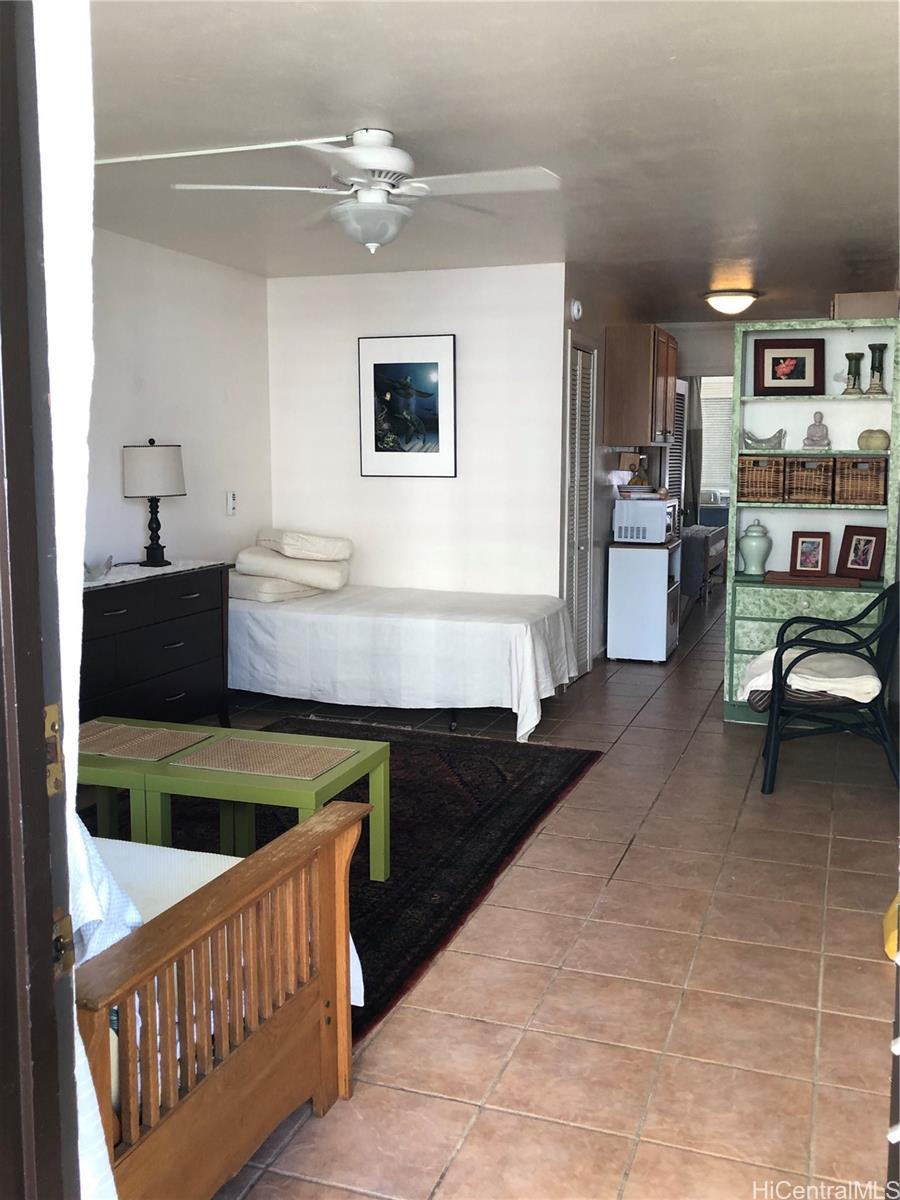 425 Ena Road, Unit A808 Honolulu, HI 96815 - Photo 2 of 7 Entrance