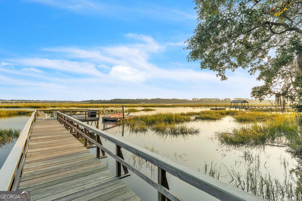 822 Dancy Avenue Savannah, GA 31419 - Photo 4 of 73