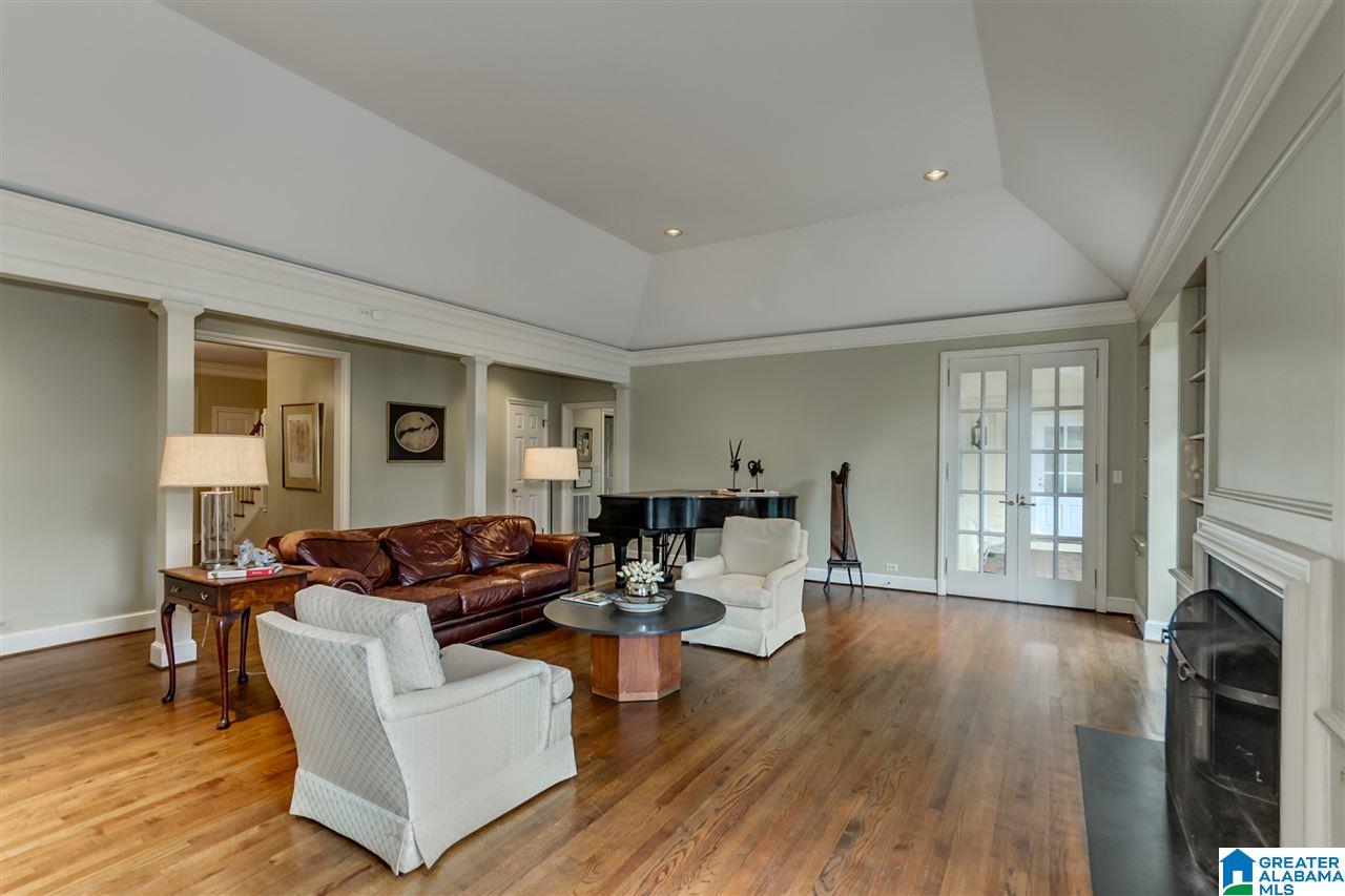 3406 Pine Ridge Road Birmingham, AL 35213 - Photo 3 of 30