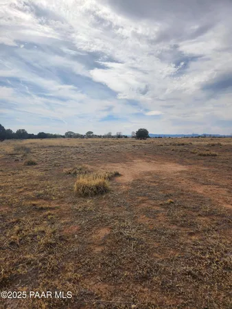 $46,900 | 5-118e North Champagne Lane, Paulden, AZ 86334