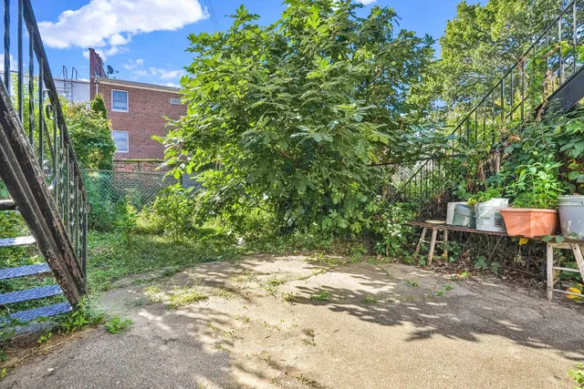 $649,000 | 1472 Stickney Place | Williamsbridge