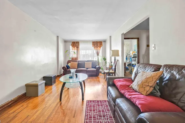 $649,000 | 1472 Stickney Place | Williamsbridge