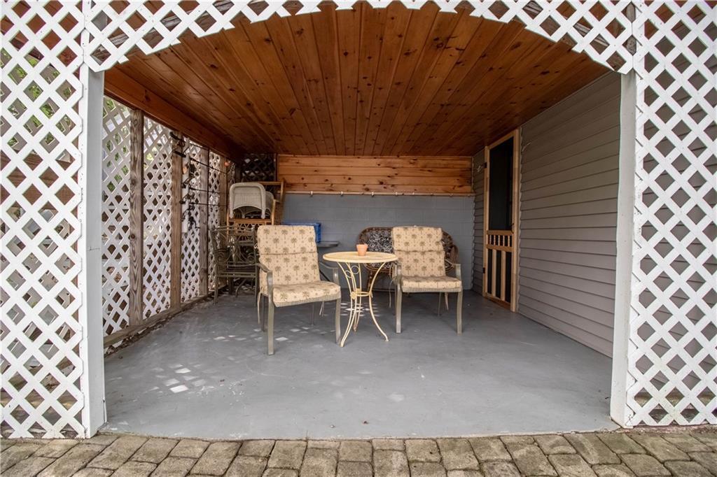 261 West Shore Road East Waterboro, ME 04030 - Photo 15 of 32 Photo