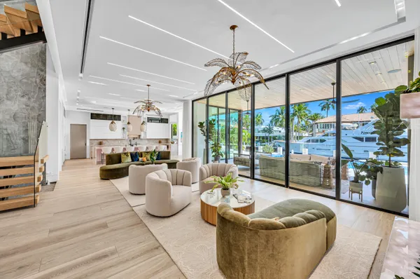 $69,950 | 408 Coral Way, Fort Lauderdale, FL 33301