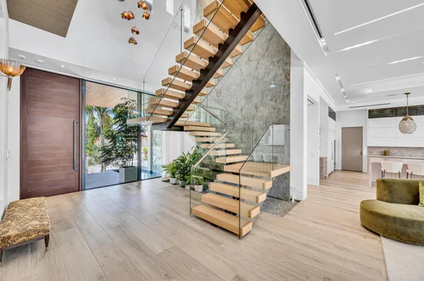 $69,950 | 408 Coral Way, Fort Lauderdale, FL 33301