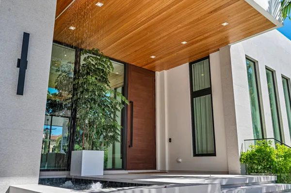 $69,950 | 408 Coral Way, Fort Lauderdale, FL 33301