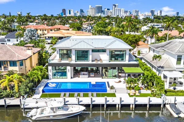 $69,950 | 408 Coral Way, Fort Lauderdale, FL 33301