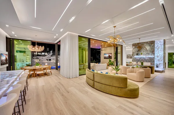 $69,950 | 408 Coral Way, Fort Lauderdale, FL 33301