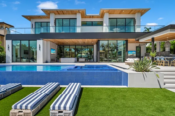 $69,950 | 408 Coral Way, Fort Lauderdale, FL 33301