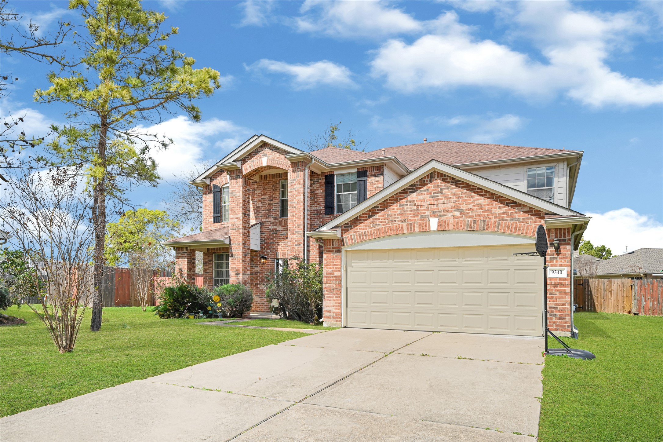 9340 Royal Way Houston, TX 77083 - Photo 1 of 21