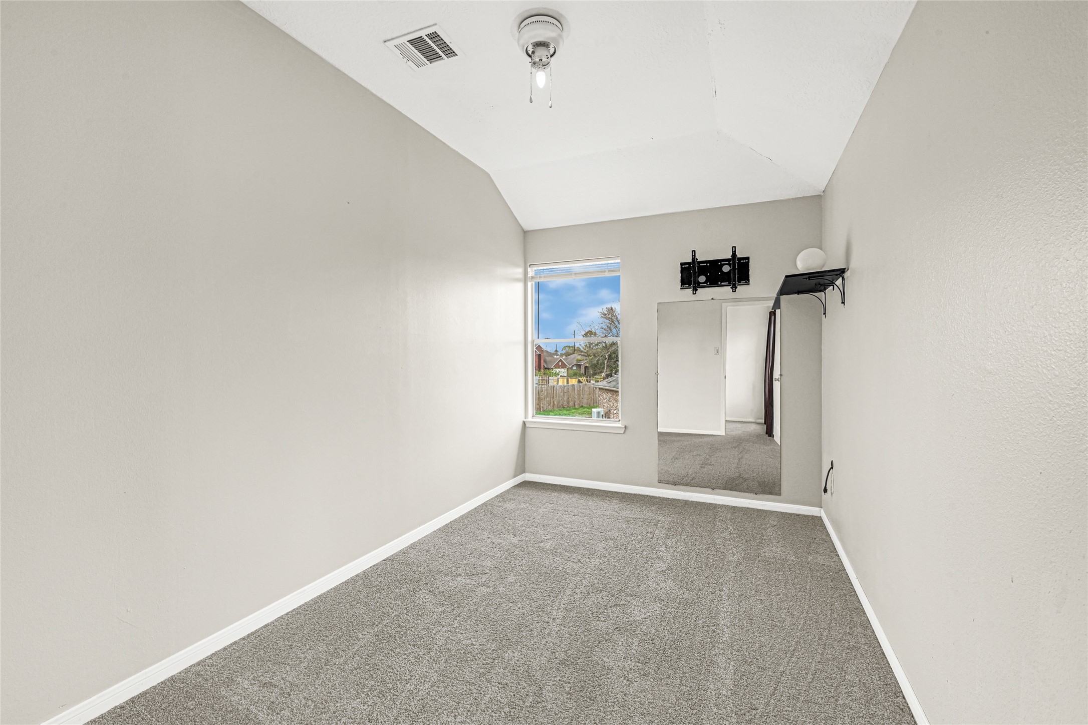 9340 Royal Way Houston, TX 77083 - Photo 11 of 21