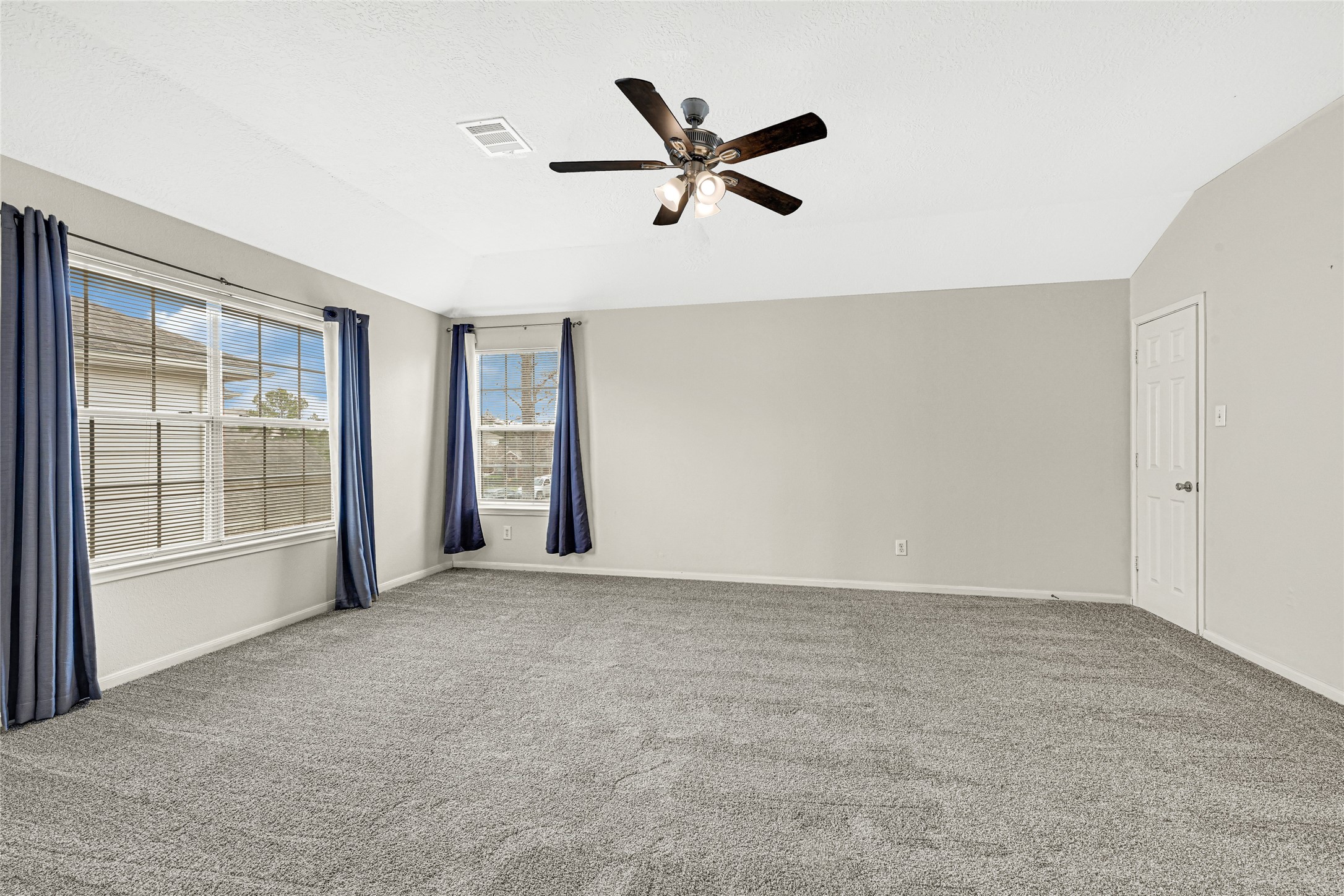 9340 Royal Way Houston, TX 77083 - Photo 12 of 21
