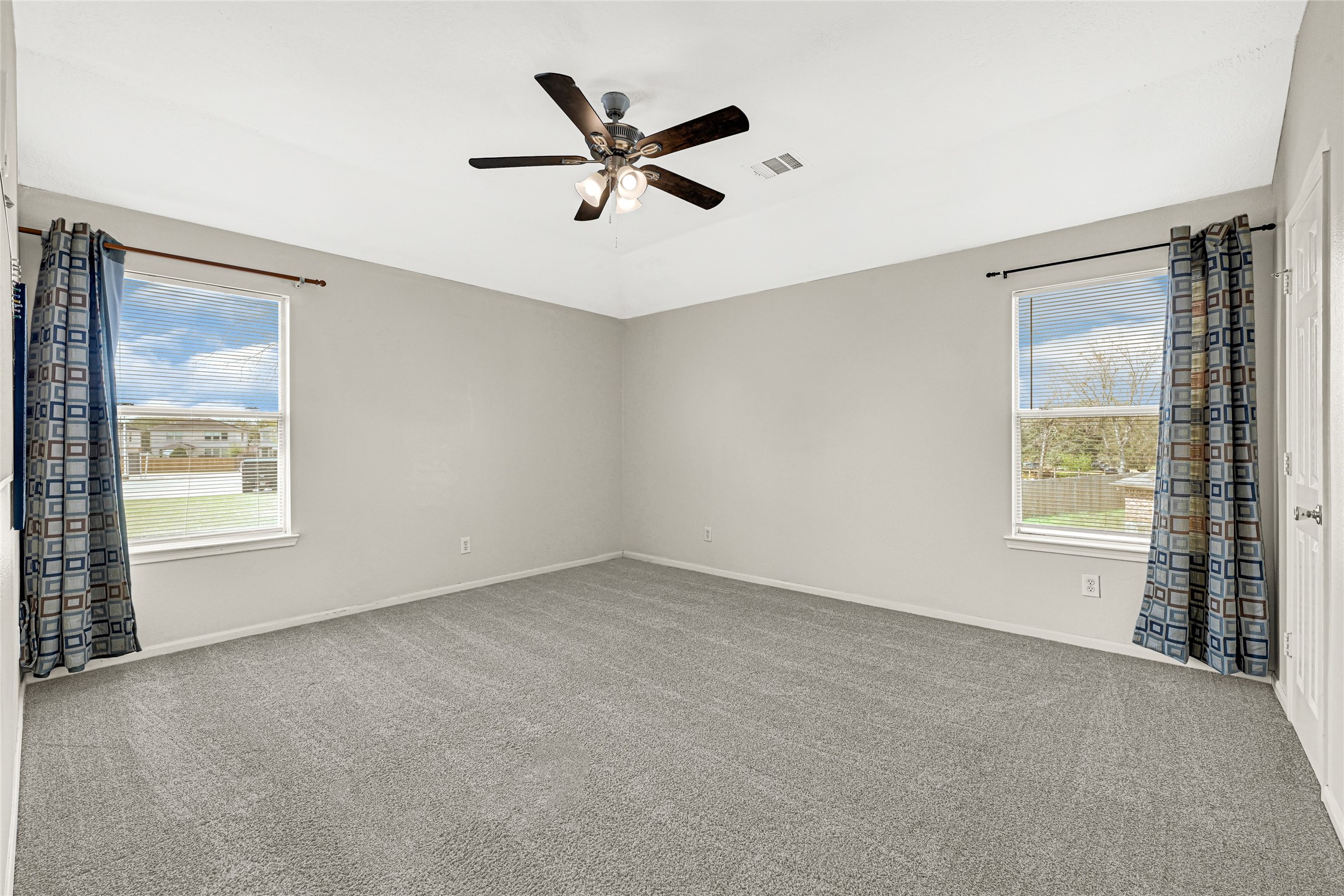 9340 Royal Way Houston, TX 77083 - Photo 13 of 21