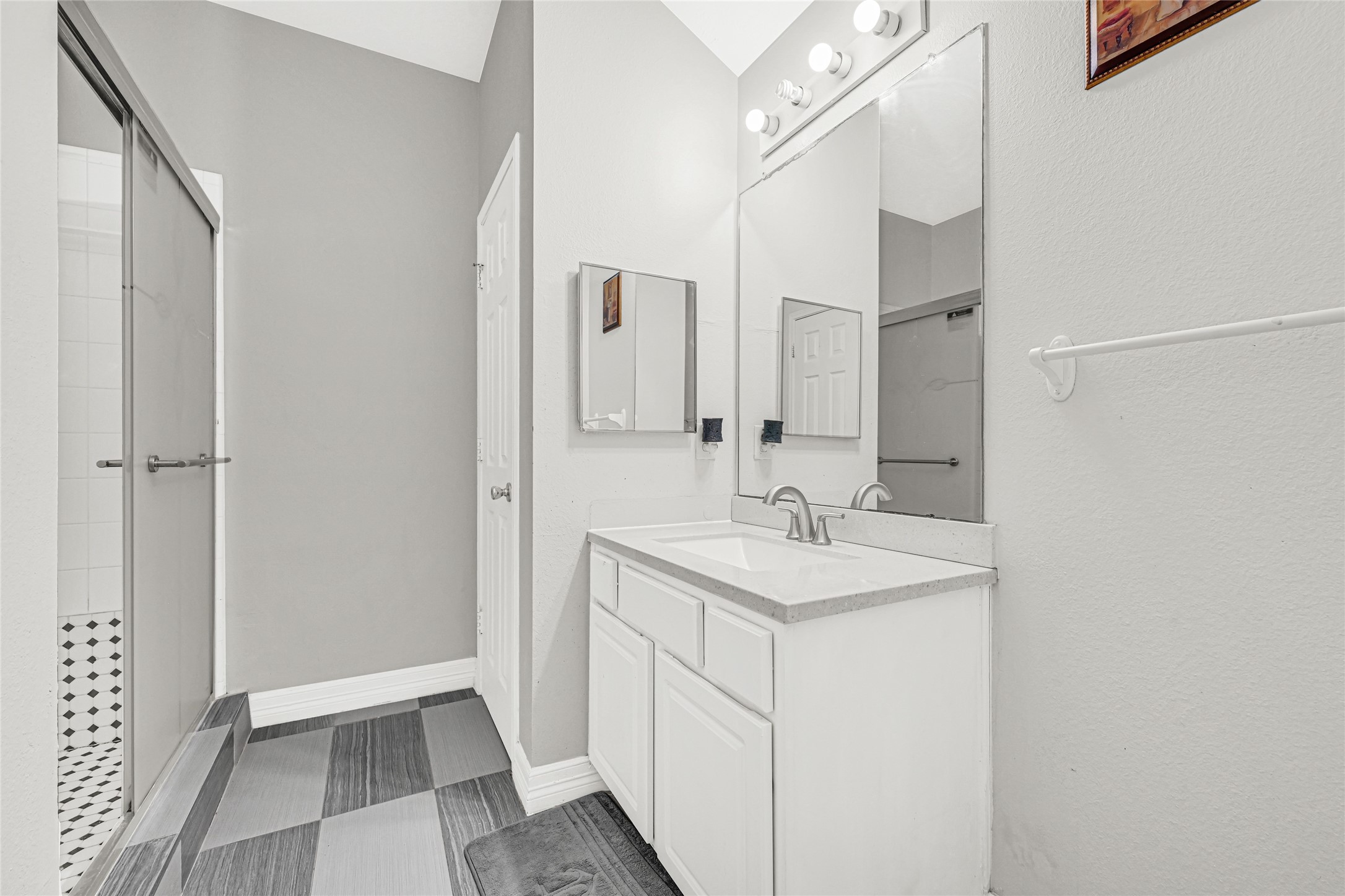 9340 Royal Way Houston, TX 77083 - Photo 17 of 21