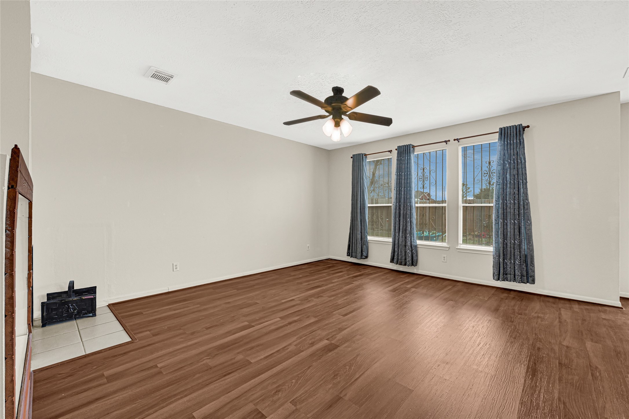 9340 Royal Way Houston, TX 77083 - Photo 6 of 21