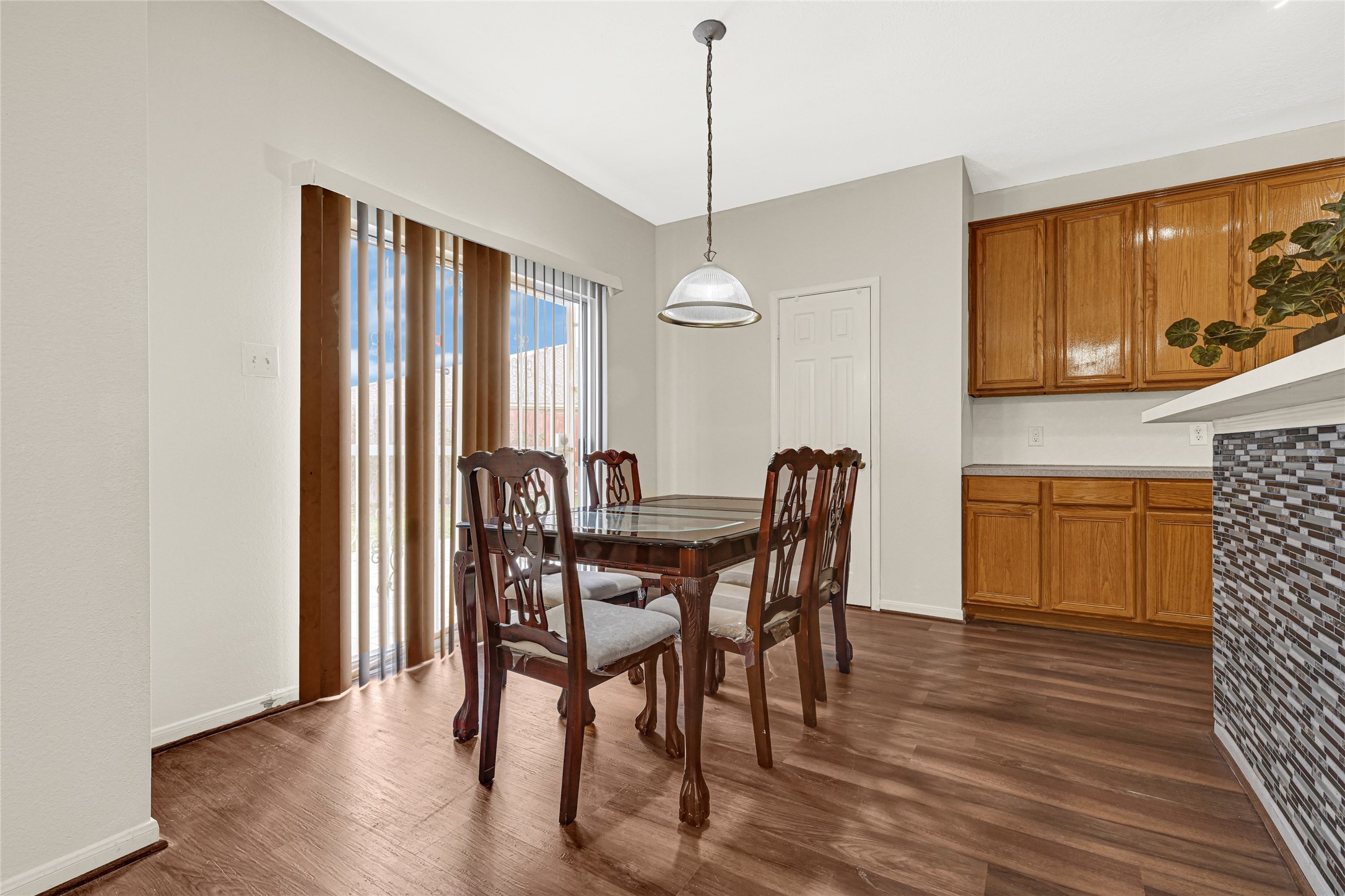 9340 Royal Way Houston, TX 77083 - Photo 9 of 21
