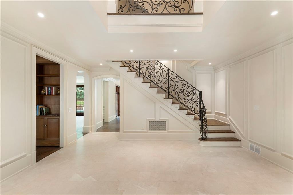35 Valley Road Northwest Atlanta, GA 30305 - Photo 6 of 42 Gallery Image 6