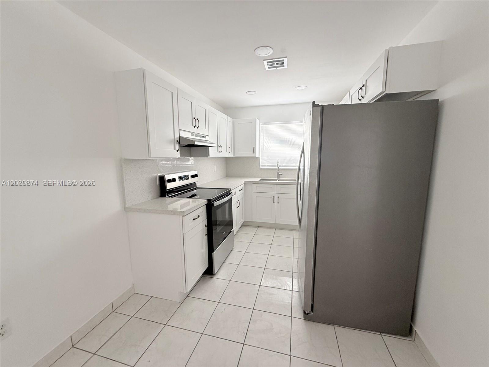 2645 Southwest 28th Court, Unit 2645 Miami, FL 33133 - Photo 6 of 17