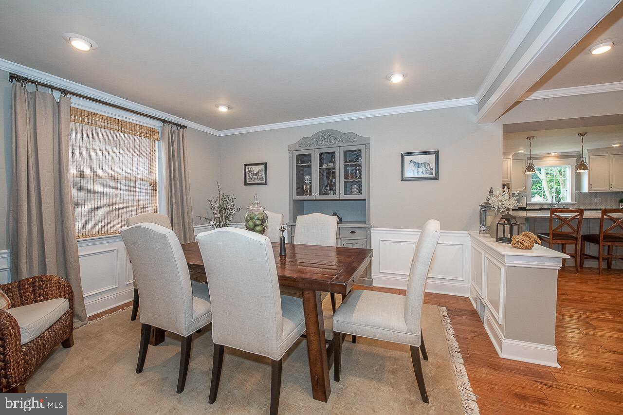 413 Upland Road Havertown, PA 19083 - Photo 8 of 44