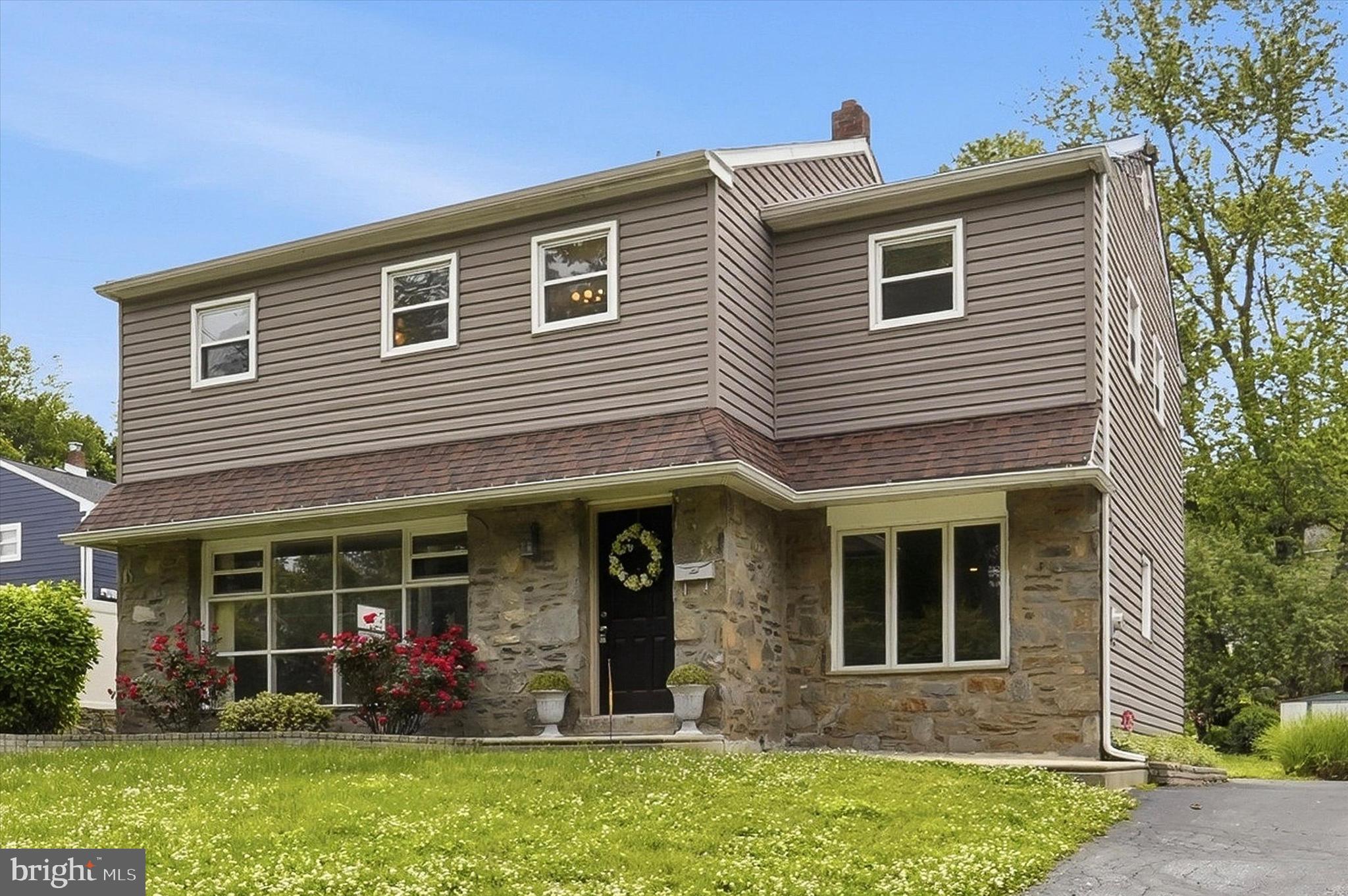 303 Glendale Road Havertown, PA 19083 - Photo 1 of 38