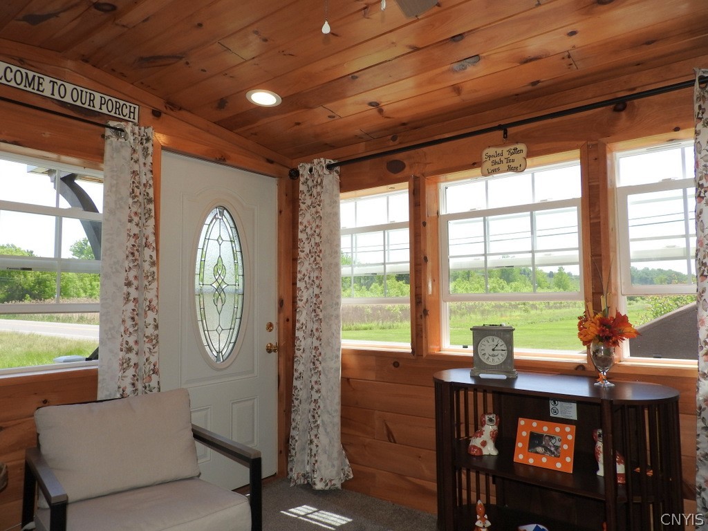 2751 Warners Road Camillus, NY 13164 - Photo 2 of 40