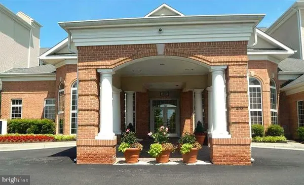 $325,000 | 400 Symphony Circle, Unit 261C, Cockeysville, MD 21030