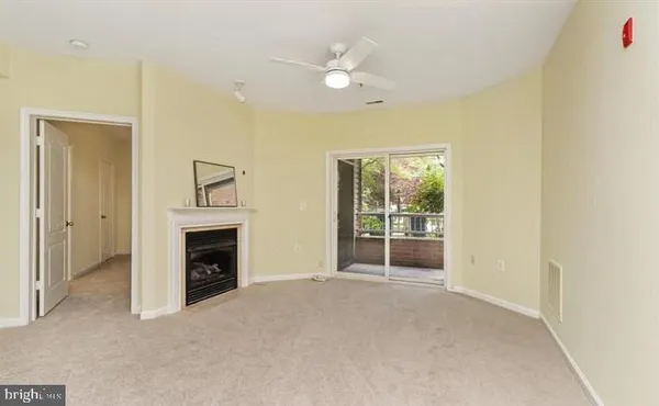 $325,000 | 400 Symphony Circle, Unit 261C, Cockeysville, MD 21030