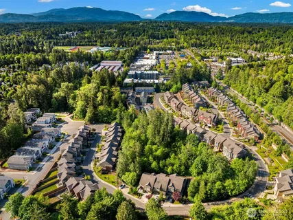 $1,098,000 | 900 228th Avenue Northeast, Unit 15C, Sammamish, WA 98074