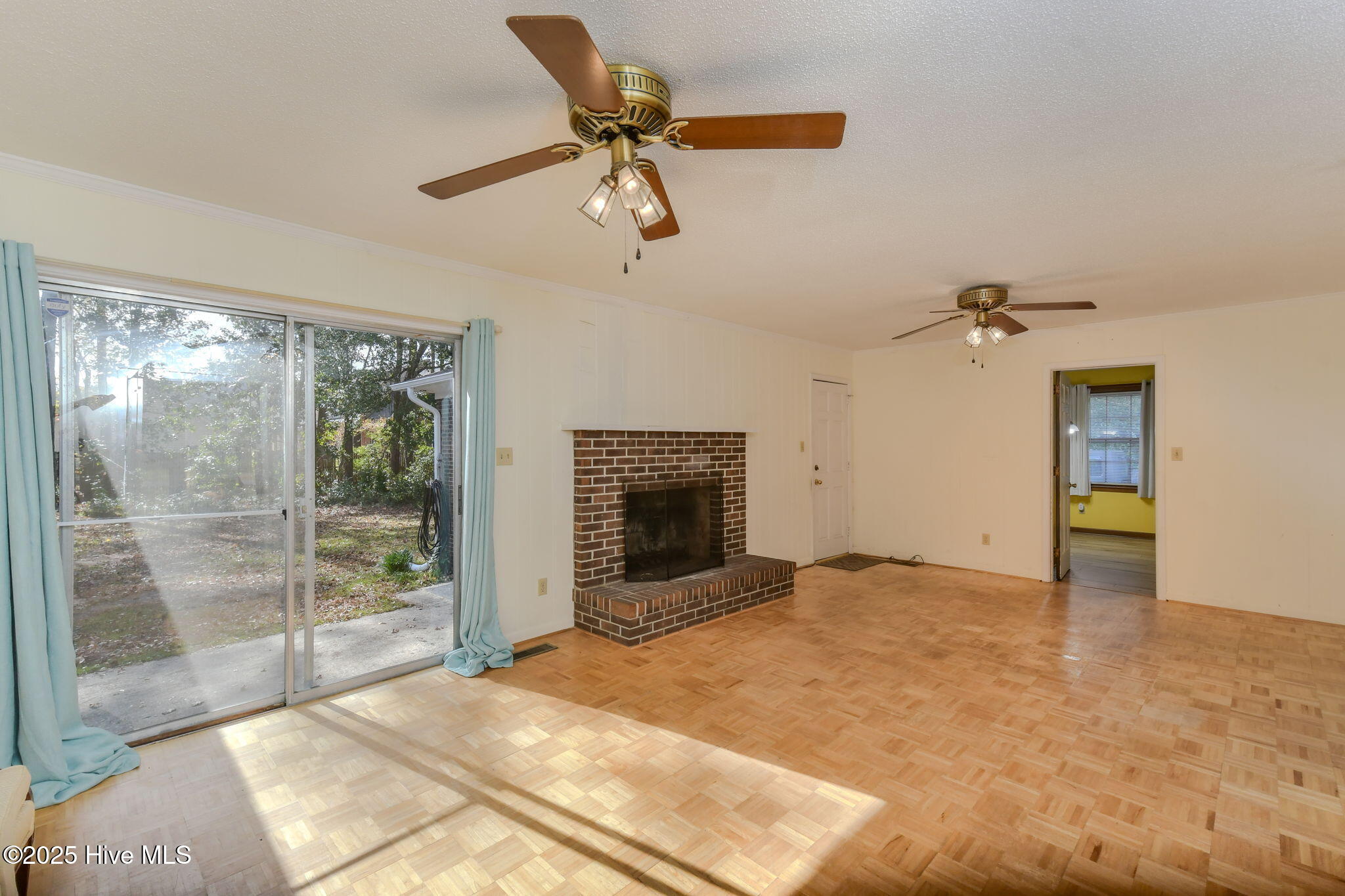 406 Lansdowne Road Wilmington, NC 28409 - Photo 3 of 29 49-web-or-mls-406 Lansdowne Rd-2