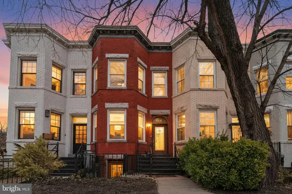 $3,598 | 1169 6th Street Northeast, Washington, DC 20002