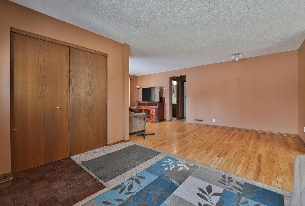 1011 14th Street South Fargo, ND 58103 - Photo 5 of 38