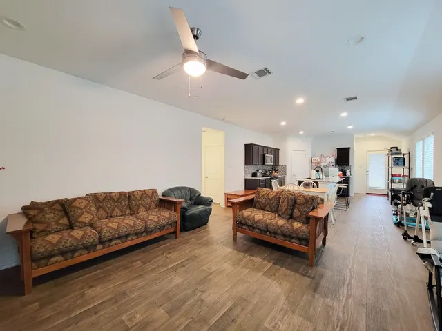 $2,000 | 14741 Hazel Br Drive, New Caney, TX 77357