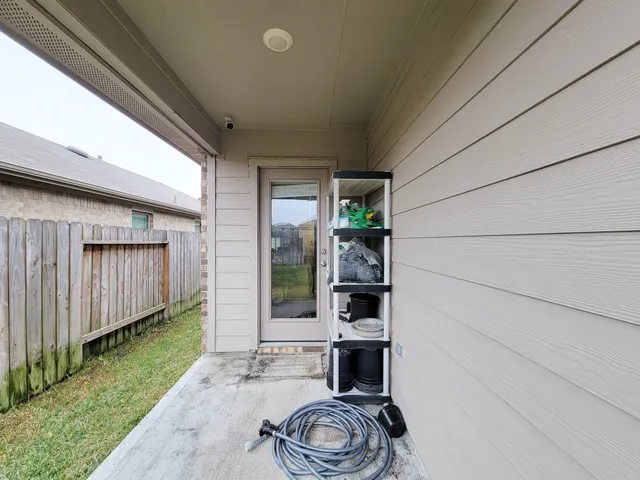 $2,000 | 14741 Hazel Br Drive, New Caney, TX 77357