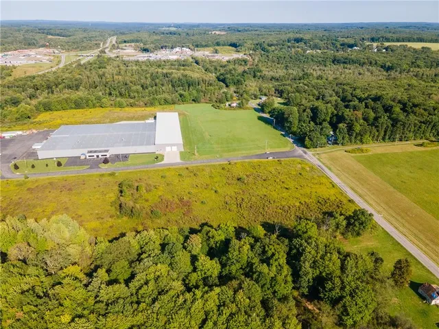 a view of an outdoor space