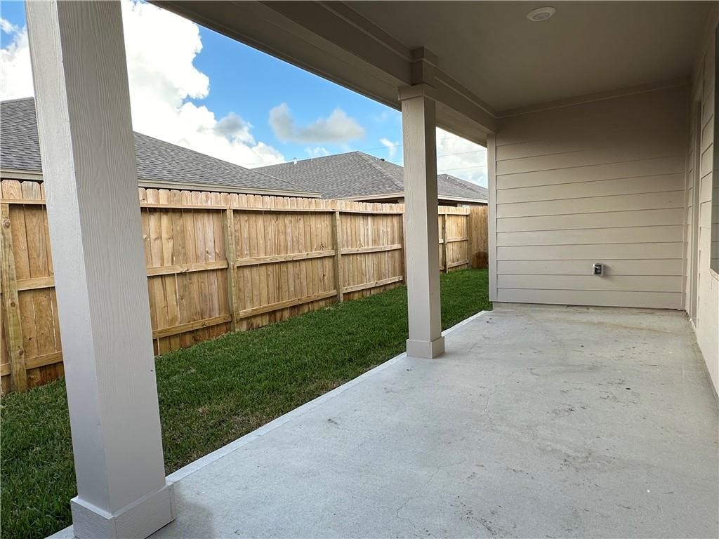 2309 Delightful Lane Corpus Christi, TX 78418 - Photo 34 of 35