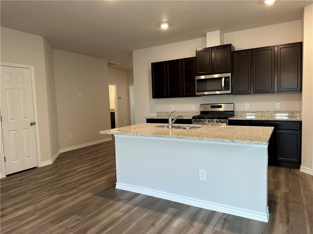 2309 Delightful Lane Corpus Christi, TX 78418 - Photo 7 of 35