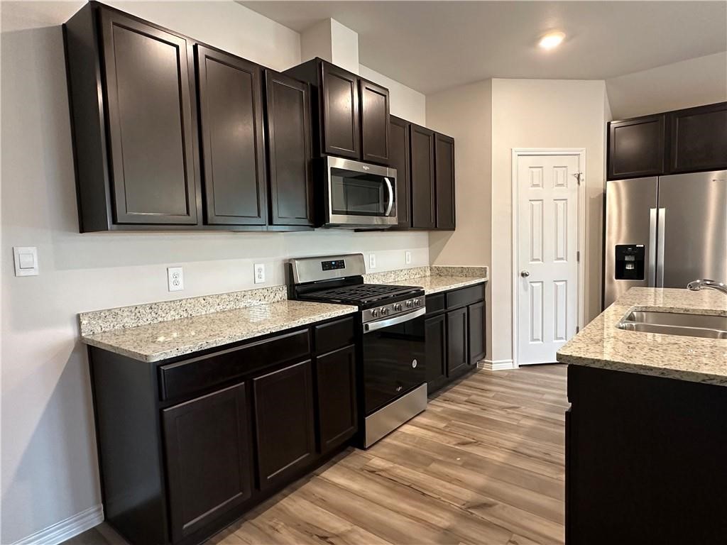 2309 Delightful Lane Corpus Christi, TX 78418 - Photo 10 of 35