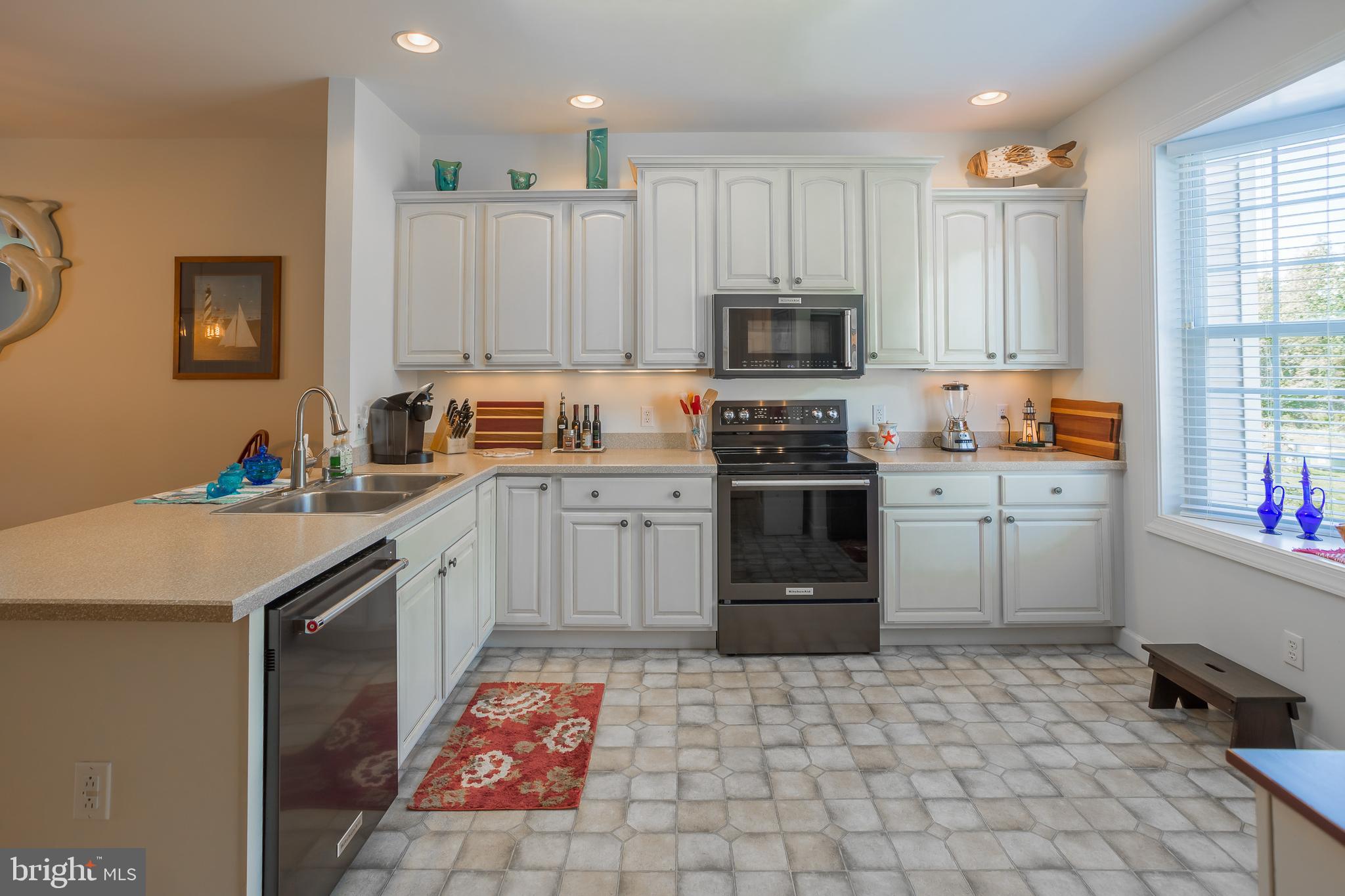 29825 Beach Air Landing Road, Unit 74 Dagsboro, DE 19939 - Photo 16 of 41 KITCHEN MAIN LEVEL