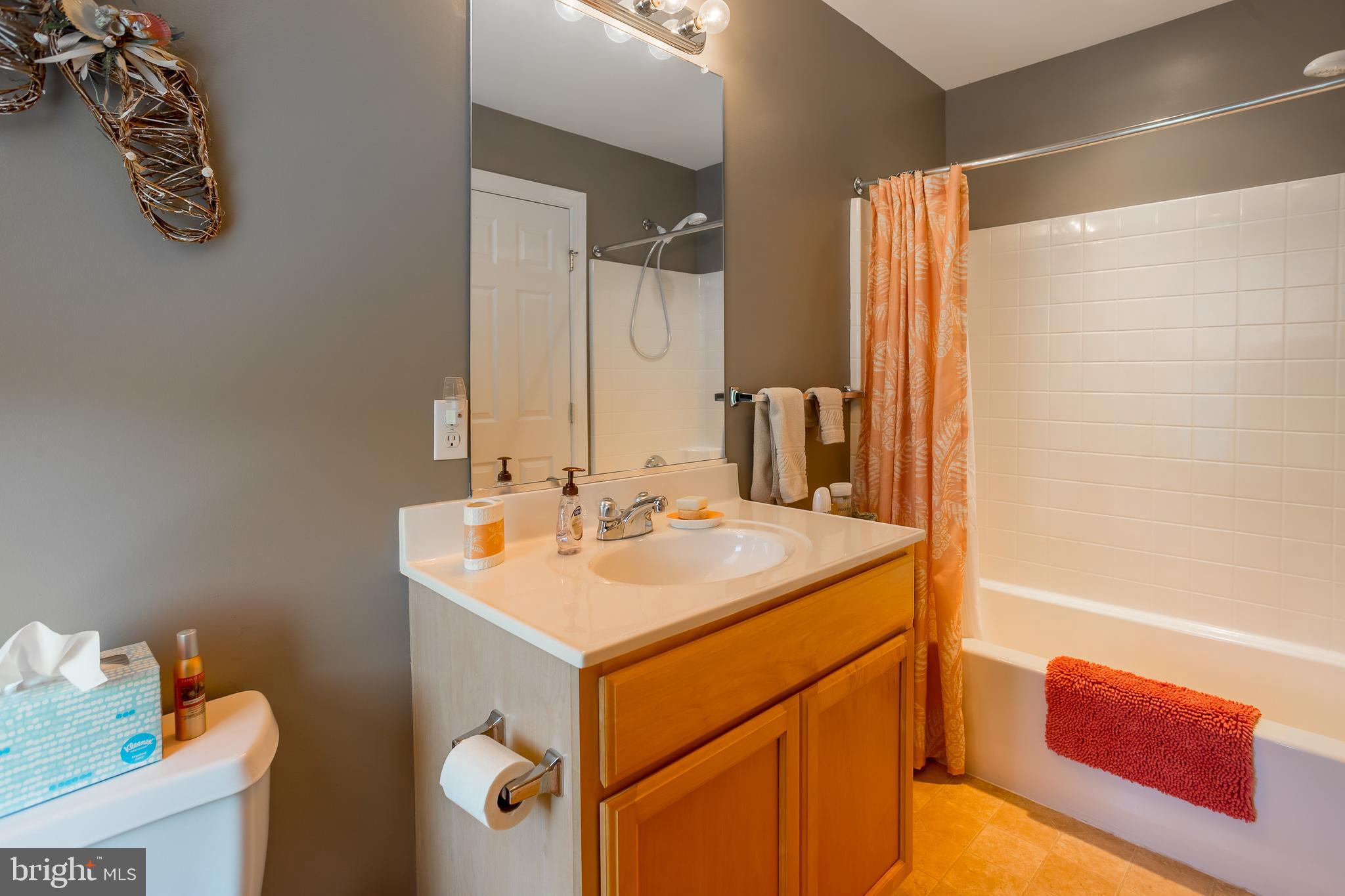 29825 Beach Air Landing Road, Unit 74 Dagsboro, DE 19939 - Photo 35 of 41 UPPER LEVEL FULL BATH
