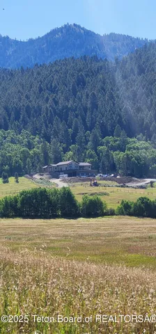 $3,800,000 | 436 Stewart Creek Road, Etna, WY 83118