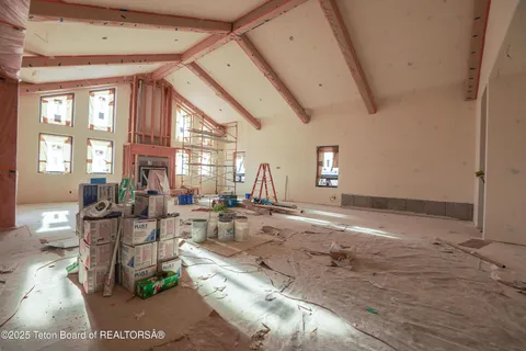 $3,800,000 | 436 Stewart Creek Road, Etna, WY 83118