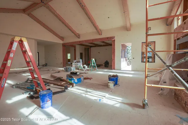 $3,800,000 | 436 Stewart Creek Road, Etna, WY 83118