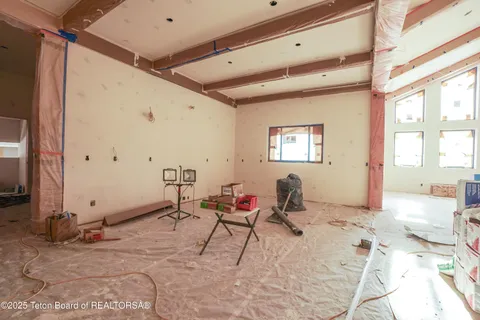 $3,800,000 | 436 Stewart Creek Road, Etna, WY 83118