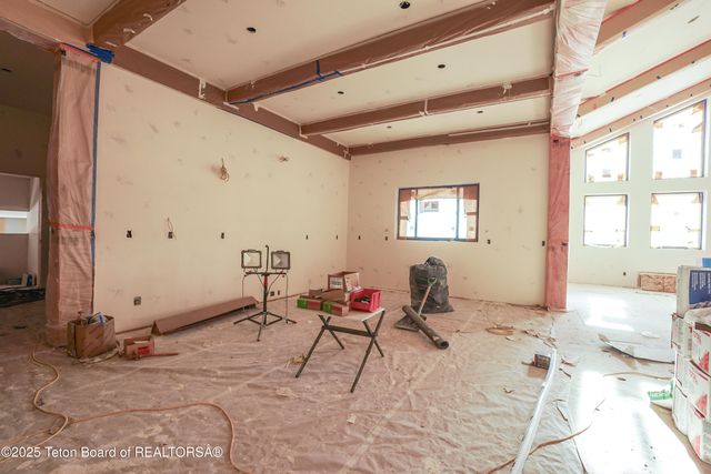 $3,800,000 | 436 Stewart Creek Road, Etna, WY 83118